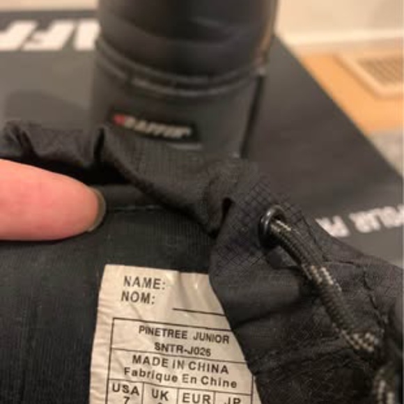 Baffin Alpine Boots 7Youth - Picture 3 of 3